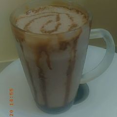 Banana chocolate milkshake A picture of Banana chocolate milkshake.
