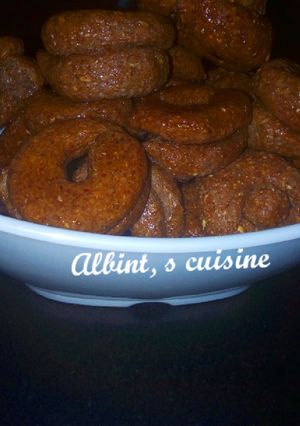 A picture of Alkaki.
