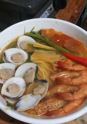 Hình của món Lẩu thái.
