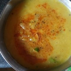 A picture of Daal tadka.