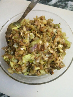 A picture of Cabbage and Capsicum veg.