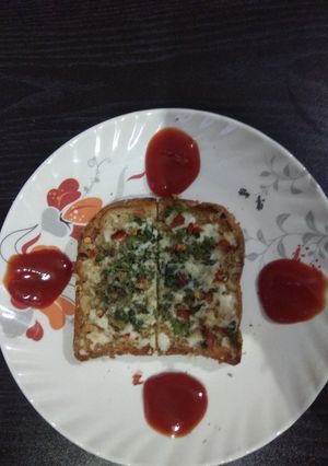 ચીઝ ગાર્લિક બ્રેડ રેસીપી મુખ્ય ફોટો