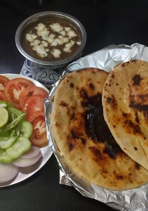 A picture of Tandoori Roti.