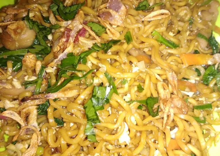 Langkah Mudah untuk Membuat 17. Mie goreng homade, Bikin Ngiler