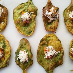 A picture of Crispy leaves.
