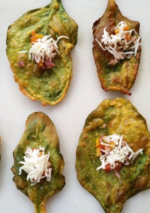 A picture of Crispy leaves.
