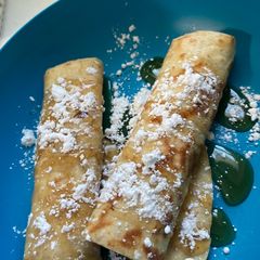 A picture of French toast tortillas.