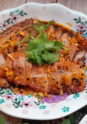 Hình của món Thịt rim mè.