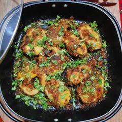 A picture of Savada fish fry.
