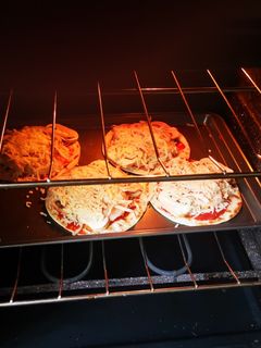 Una foto de Pizza en tortilla