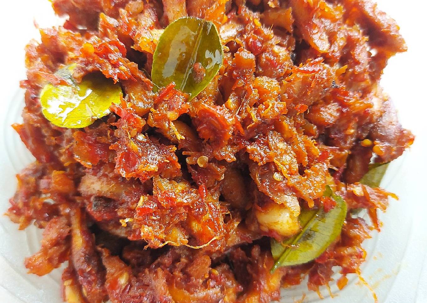 Ayam suwir balado