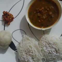 A picture of Kadala curry.