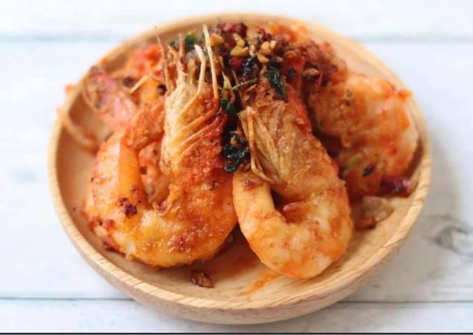 Roasted King prawns with crispy chilli and garlic Thai style 🦐