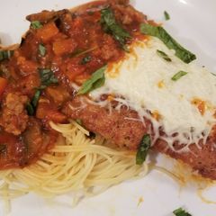 A picture of Chicken Parmesan.