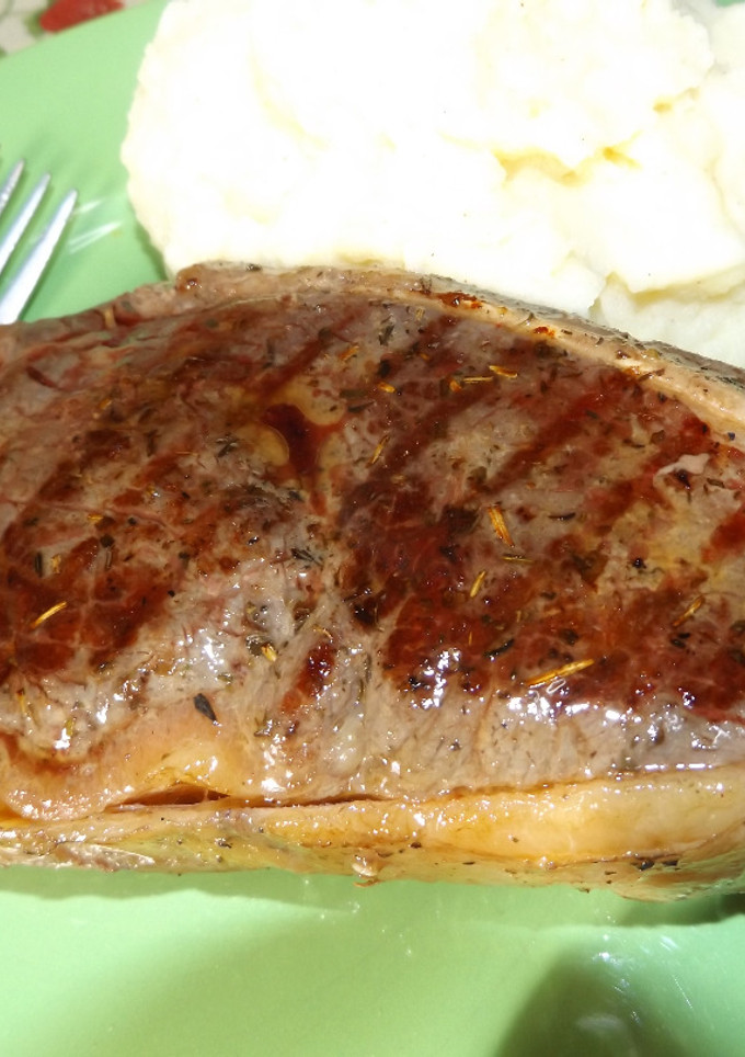 Una foto de Chuletón exquisito a cocción lenta