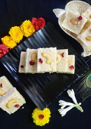 A picture of Fresh coconut burfi.