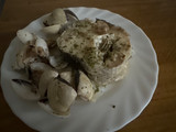 Merluza en salsa verde con almejas