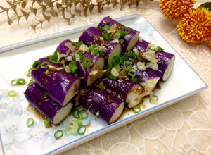 沙茶蒜蓉醬涼拌茄子 的食譜成品照片