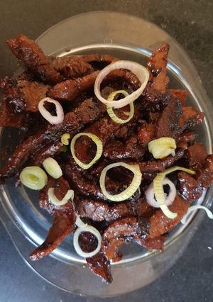 A picture of Sticky pepper Beef Strips.