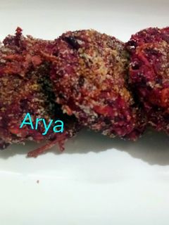 बीट, आलू कटलेट (Beet aloo cutlet recipe in hindi) रेसिपी मुख्य फोटो