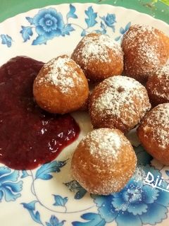 Joghurtos fánkocskák (tojás nélküli) recept fotója
