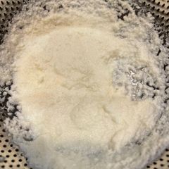 A picture of Cottage cheese.