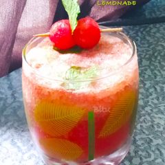 A picture of Watermelon Lemonade.