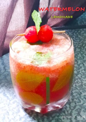 A picture of Watermelon Lemonade.