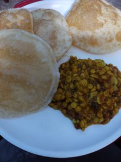 লুচি ছোলার ডাল (luchi cholar dal recipe in Bengali) রেসিপির প্রধান ছবি
