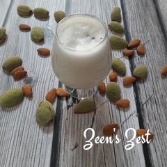 A picture of Fresh Green Almond/Raw Almond Milkshake.