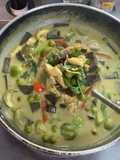 Green Curry Chicken (Gaeng Keow Wan Gai)