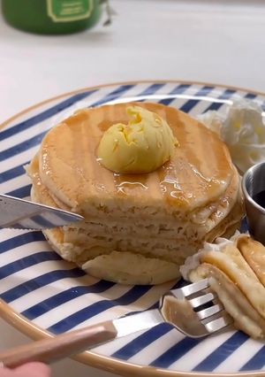 صورة لوصفة بان كيك بدون بيض 🥞