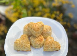 Una foto de Scones de queso 🧀 (Crandon)