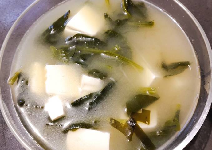 Steps to Make Any-night-of-the-week Miso Soup