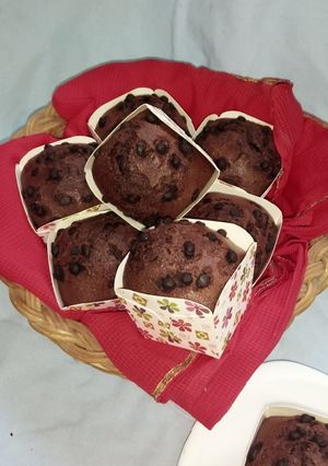 ચોકલેટ મફીન્સ (Chocolate Muffins Recipe In Gujarati) રેસીપી મુખ્ય ફોટો