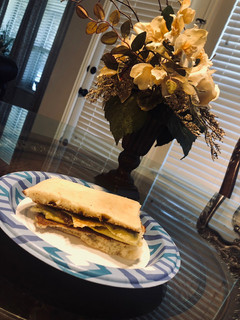 A picture of Breakfast sandwich.