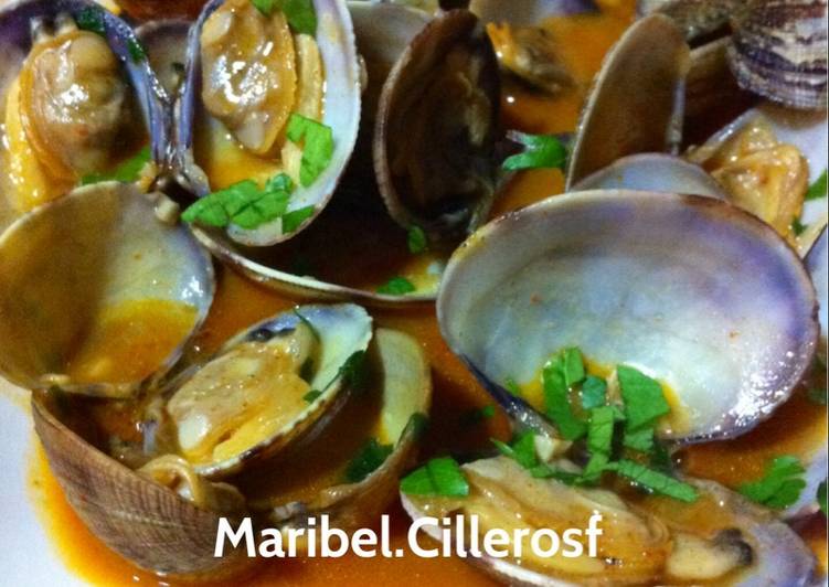 Almejas a la marinera