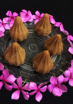 A picture of Wheat Flour Modak.