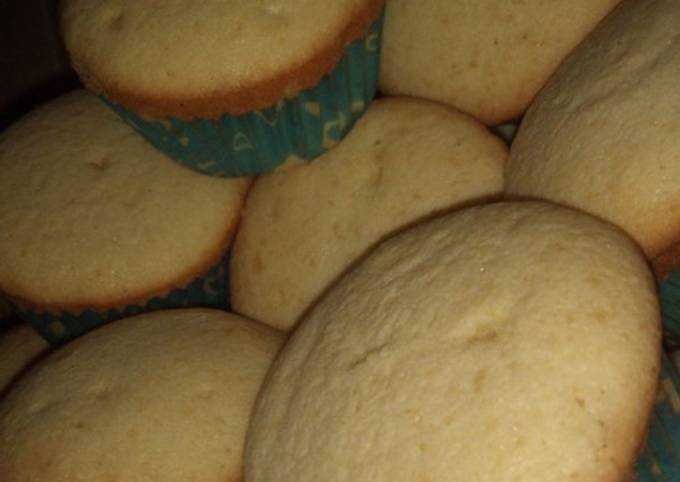 Recipe of Perfect Coconut cup cakes by Asma’u umar