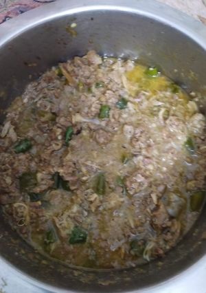 A picture of Hari mirchain qeema.