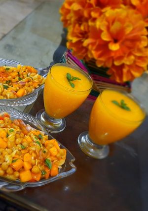 A picture of Mango juice.