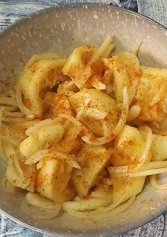 Una foto de Ensalada de limón y cebolla al pimentón
