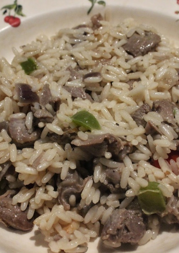 Una foto de Mollejas de pollo con arroz