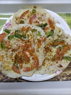 रवा वेज उत्तपम (( rava veg uttapam recipe in Hindi) रेसिपी मुख्य फोटो