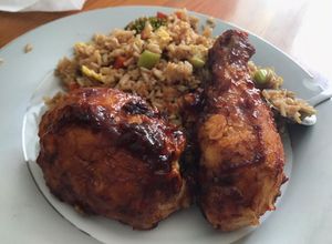 Una foto de Pollo BBQ fácil