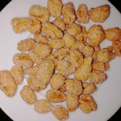 A picture of Wheaty crackles.