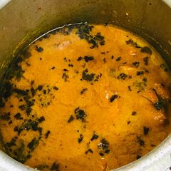 A picture of Chicken curry.
