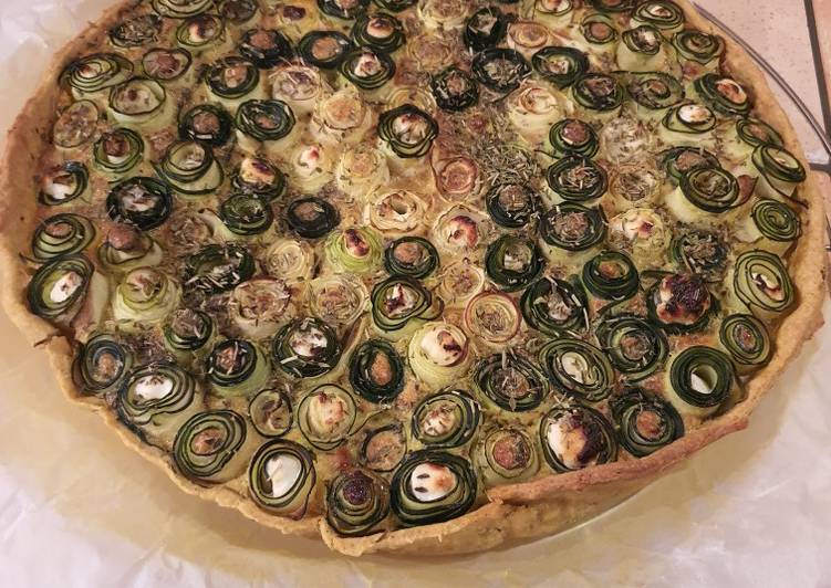 Tarte curry-romarin aux courgettes farcies au chèvre