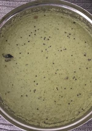A picture of Coriander leaves coconut Chutney/ Green chutney.