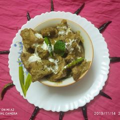 A picture of Green Handi chicken.
